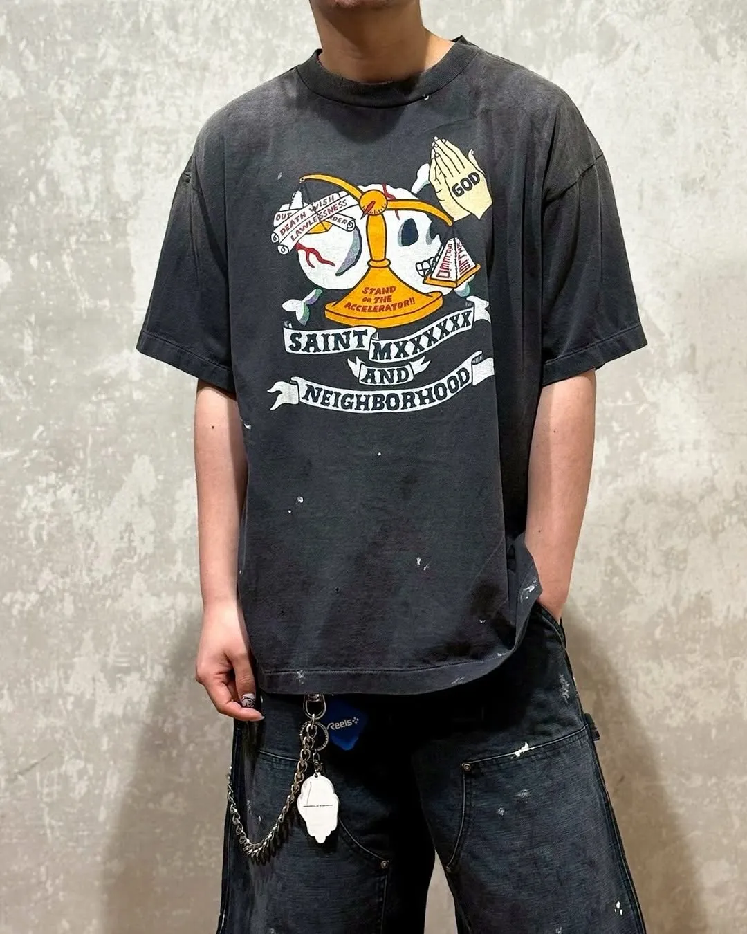SAINT Mxxxxxx × NEIGHBORHOOD STHD . SS TEE PRAY/BLK NBHD Shinsuke Takizawa co-branded model Praying scale tee Washed black S-XL SAINT HOOD theme co-branded capsule series Garment dyeing Rewashing water fading Destroying graffiti Simulating natural distressed effect Top printing technology Washing treatment Correct version Customized joint main mark/wash mark/cherub mark